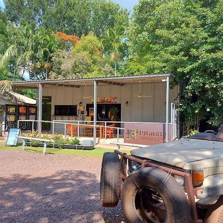 Litchfield Tourist Park Hotel Batchelor Exterior photo